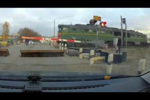 Close Calls ???  Near Misses Caught on Camera Compilation