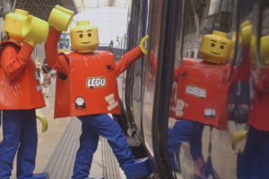 Giant LEGO people are awesome