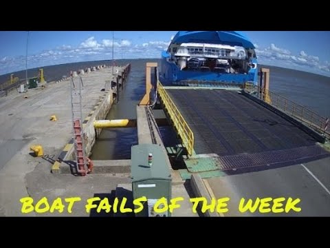 Its about to get messy! | Boat Fails of the Week