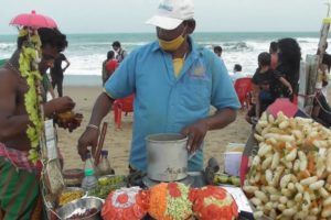 Puri Beach ka Special Jhal Muri ( Spicy Puffed Rice ) | 20 RS Plate | Indian Street Food