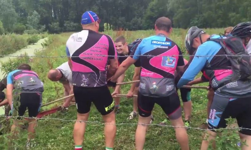 Cyclists Perform Amazing Horse Animal Rescue