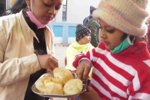 Garma Garam Hing Kachori with Chole Dal | Indian Street Food ( Digha , West Bengal )