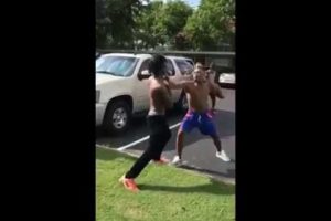 Hood Fight Gone Wrong (FIGHT OVER 1 DOLLAR)