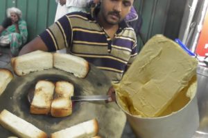 " Margarine Toast & Tea " Cheap & Best Kolkata Street Food | Indian Street Food