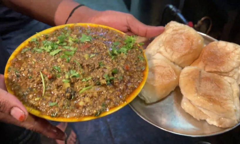" Mutton Keema Pav " | Tasty & Spicy Food | Mumbai Street Food