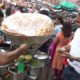 देखतेही मु में पानी आजाता है - Puchka (Panipuri) in Kolkata New Market - Indian Street Food
