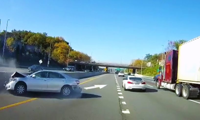 Bad Drivers Compilation 2021 (Driving Fails, Car Crash & Road Rage) #74