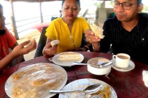 Breakfast Just Beside Mandarmani Sea Beach | Luchi | Sandwich | Omelette | Tea & Biscuit