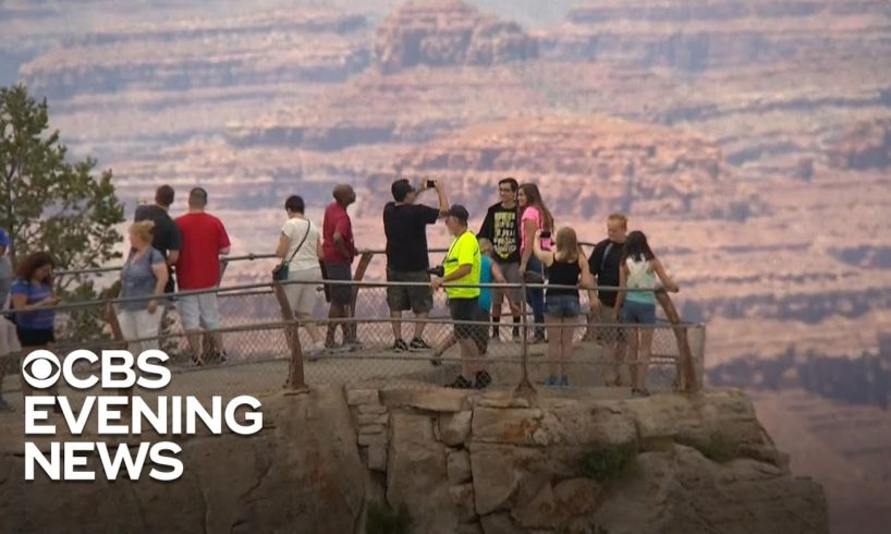 Grand Canyon tourist falls to his death while taking photos