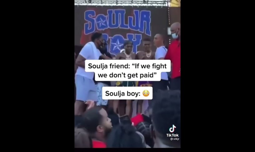 Hood Fight At Soulja Boy Concert