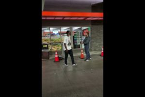 Hood Fight Jumps Off At Gas Station #hoodfight #2021
