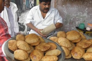 It's A Breakfast Time in Varanasi | 4 Piece Kachori with Kabuli Chana @ 28 rs