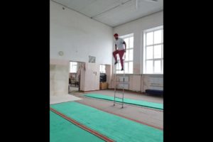 PEOPLE ARE AWESOME - insane ladder tricks 🤹 #acrobatics #laddertricks #peopleareawesome #Superhuman