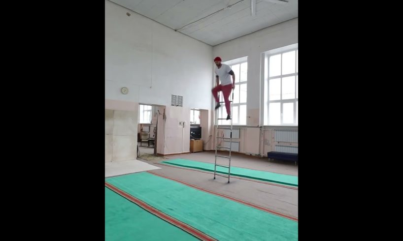 PEOPLE ARE AWESOME - insane ladder tricks 🤹 #acrobatics #laddertricks #peopleareawesome #Superhuman