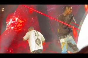 Travis Scott Live Concert Astroworld Tour Brings Out Drake 8 People Dead 300 Injured 11/5/2021