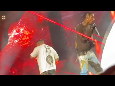 Travis Scott Live Concert Astroworld Tour Brings Out Drake 8 People Dead 300 Injured 11/5/2021