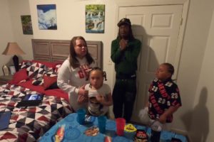HOOD FAMILY FIGHTS AGAINST ONE CHIP CHALLENGE HILARIOUS ! #hoodfights #onechipchallenge
