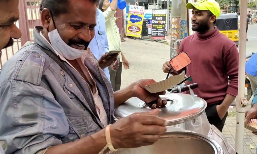 Hard Working Telugu Cycle Vendor Selling Dosa / Idli / Vada | Indian Street Food | Price 15 Rs/