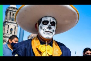 MEXICAN DEATH FOOD!!! Eating on Day of the Dead!!