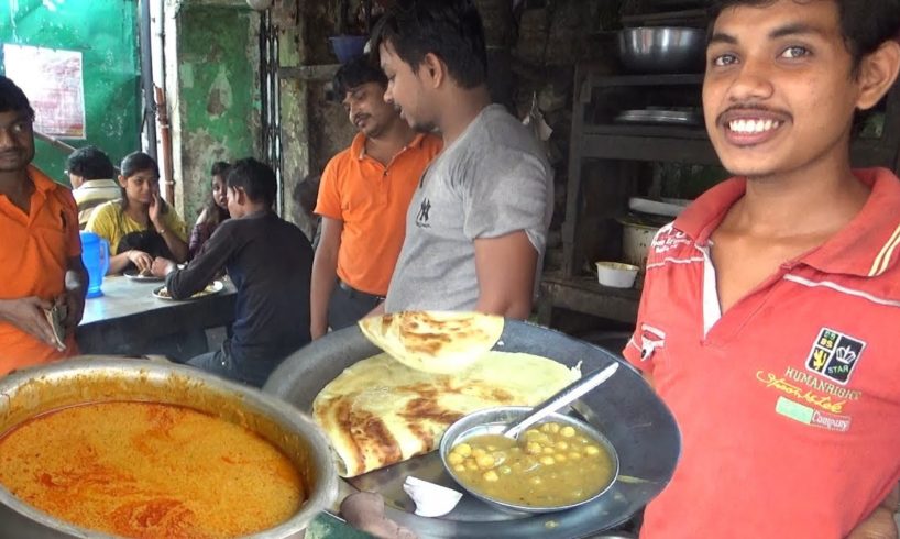 Non Veg (Egg/Chicken/Fish Curry) & Veg (Potato Fry/Ghugni/Aloo Dum) with Paratha | Best Street Food