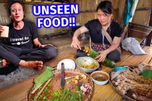 Extreme Jungle Food!! EATING WHOLE BANANA TREE 🌴 Karen People Thailand!!