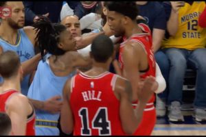 Ja Morant and Tony Bradley Get Into Fight During Grizzlies-Bulls