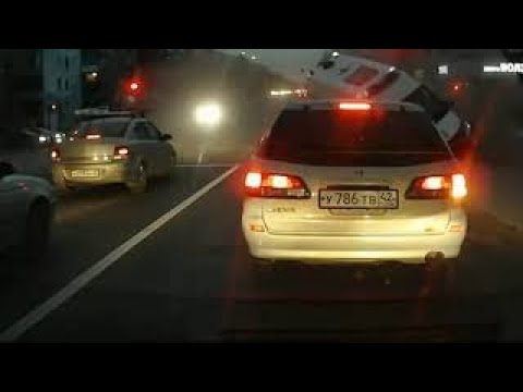 car crash compilation-2 Best of deshcams dangerous car accident
