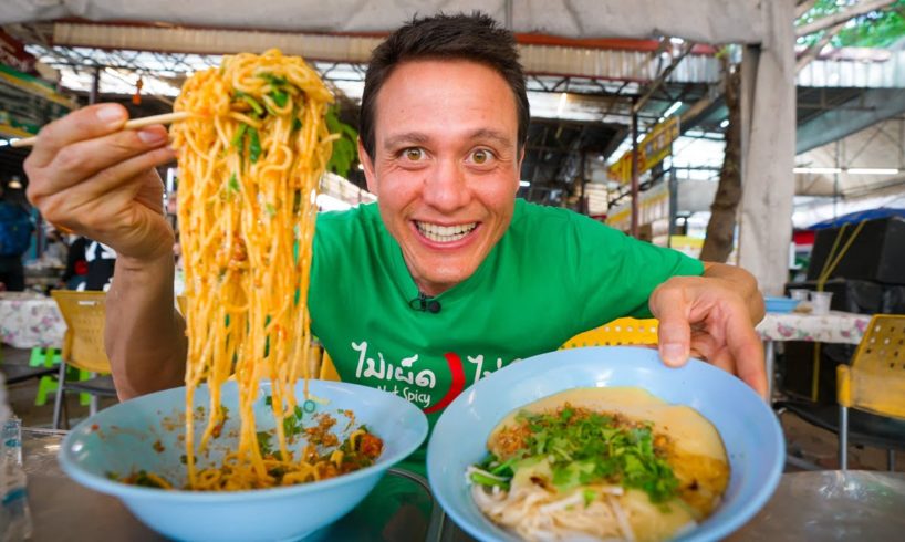 Asian Street Food - EGG NOODLES + SAMOSAS! | Friday Morning Market in Chiang Mai, Thailand!