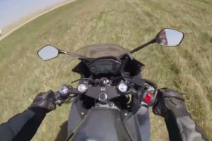 MOTORCYCLE VS WIND, CRASH, NEAR DEATH (Ep. #1) #moto #crash #speed