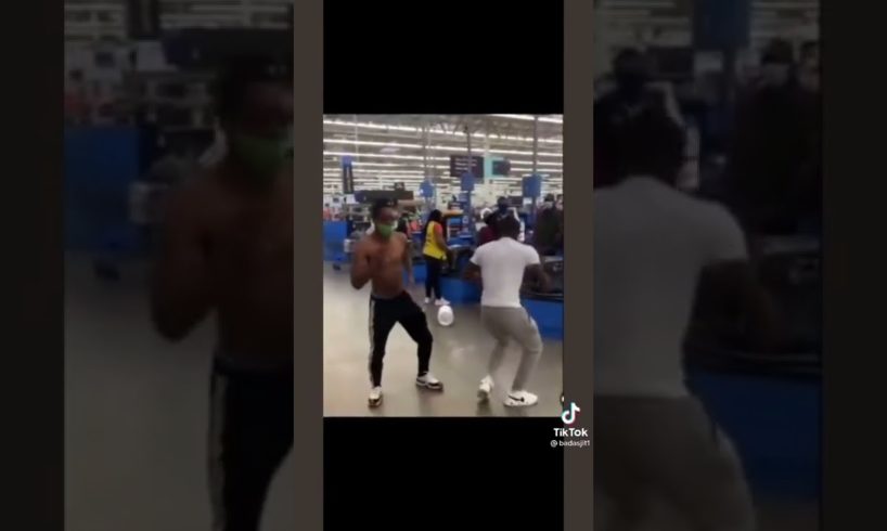 Hood Fight In Walmart