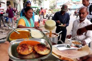 It's A Family Shop | Hard Working Mom Dad & Son | Appe 35 Rs/ Plate ( 4 Piece ) | Nagpur Street Food