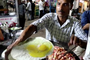 Rajhdhani Anda Roll & Bread Toast Seller | Double Egg Roll / Bread Toast 40 Rs/ | Patna Street Food