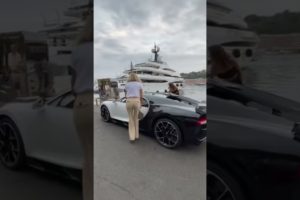 LUXURY CARS       SUBSCRIBE          #caughtoncamera #luxurycar #luxurylifestyle   #hoodfights