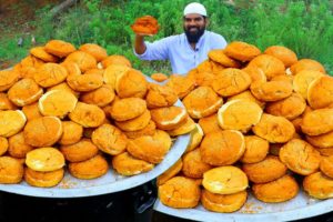 Butter Chicken Burger Recipe || Crispy Chicken, Makhani Sauce, Laccha Pyaaz || Nawabs Kitchen