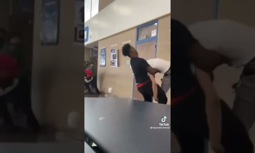 Hood Fight In School