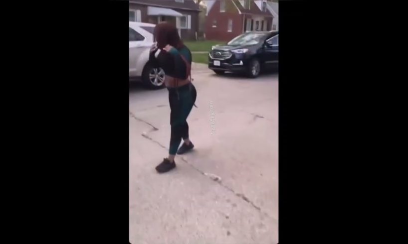 (Hood Fights) Her scalp out !!! 👊🏽