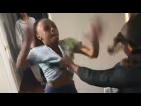 Hood fight ( 14 year old beats up grown woman) Must watch ‼️‼️‼️‼️