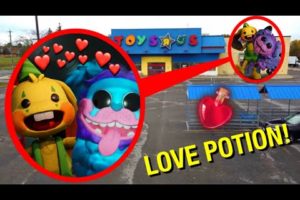 ORDERING LOVE POTION AND USING IT ON PJ PUG-A-PILLAR & BUNZO BUNNY FROM POPPY PLAYTIME!!