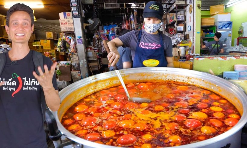 Ultimate Thai Street Food Tour!! 11 BEST Northern Thai Foods (and Restaurants) in Chiang Mai!