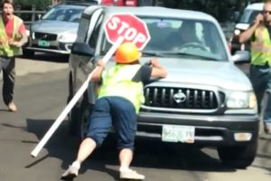 People Being Idiots: Stupidity At Its Best | FailArmy
