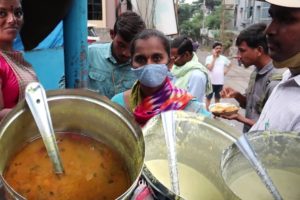 30 Rs/ Breakfast in Hyderabad Street | 3 Piece Puri | Dosa | 4 Idly | Vada | Beside LV Prasad Eye