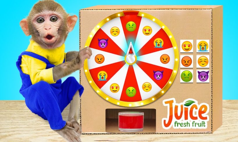 Baby monkey Kiki playing with Fruit Emotion Vending Machine | KUDO ANIMAL KIKI