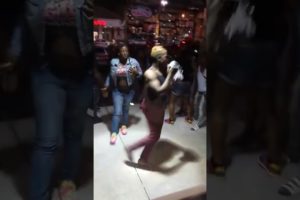 Chuckie Chees fight in the hood!