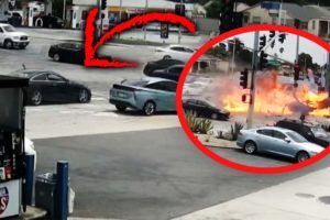 Fiery Car Accident Kills 6 People