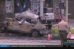 Fiery car crash in Windsor Hills kills 6 people