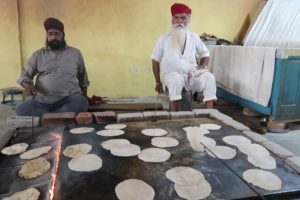 Takhat Sri Harimandir Ji (Patna Sahib) Gurdwara | Free Food ( Langar ) for All