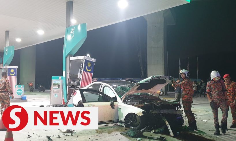 Car crashes into LDP petrol station, causes oil spill