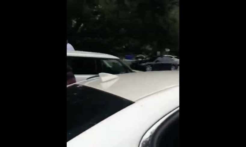 Ghetto hood fight at funeral