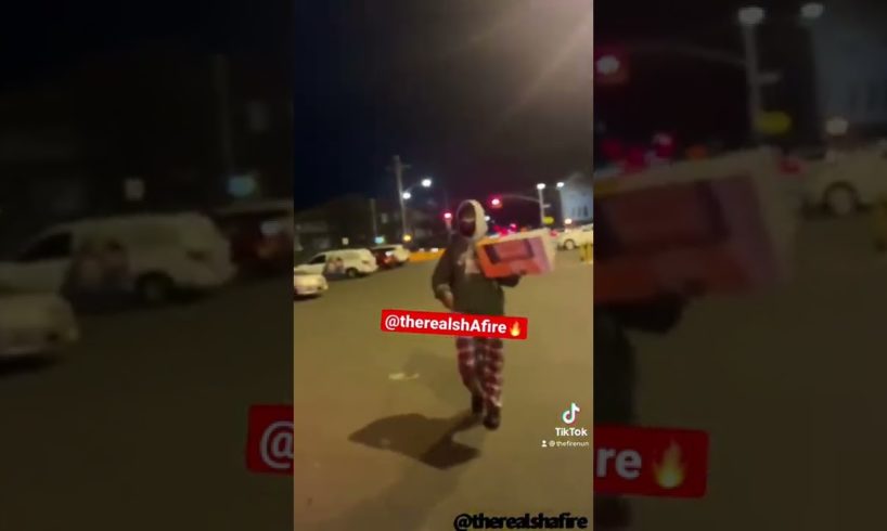 (Hood fight) woman fights ex boyfriend on car
