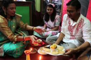 ভাইয়ের কপালে দিলাম ফোঁটা - যমের দুয়ারে পড়লো কাঁটা | Bhai Phonta Celebration at Home